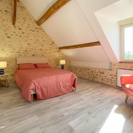 Charmante Maison En Pierres Avec Wifi, Près De Mortagne-au-perche - Fr-1-497-241 Hébergement de vacances La Mesniere
