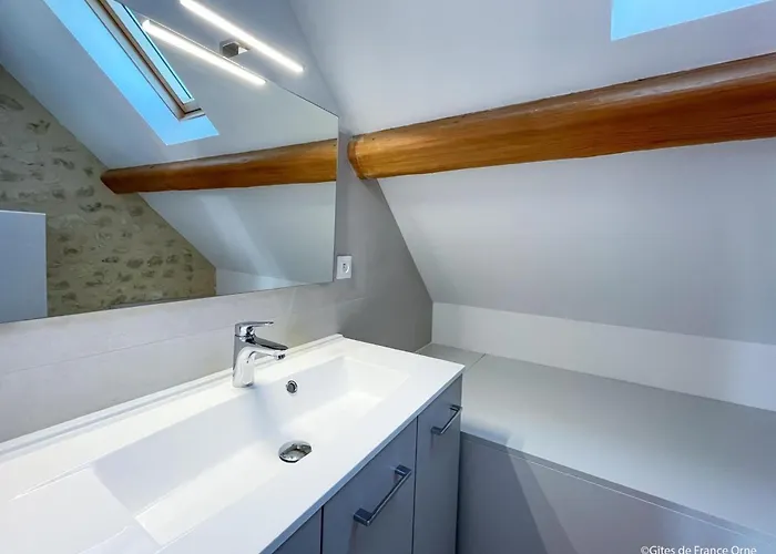 Dom wakacyjny Charmante Maison En Pierres Avec Wifi, Pres De Mortagne-au-perche - Fr-1-497-241 *